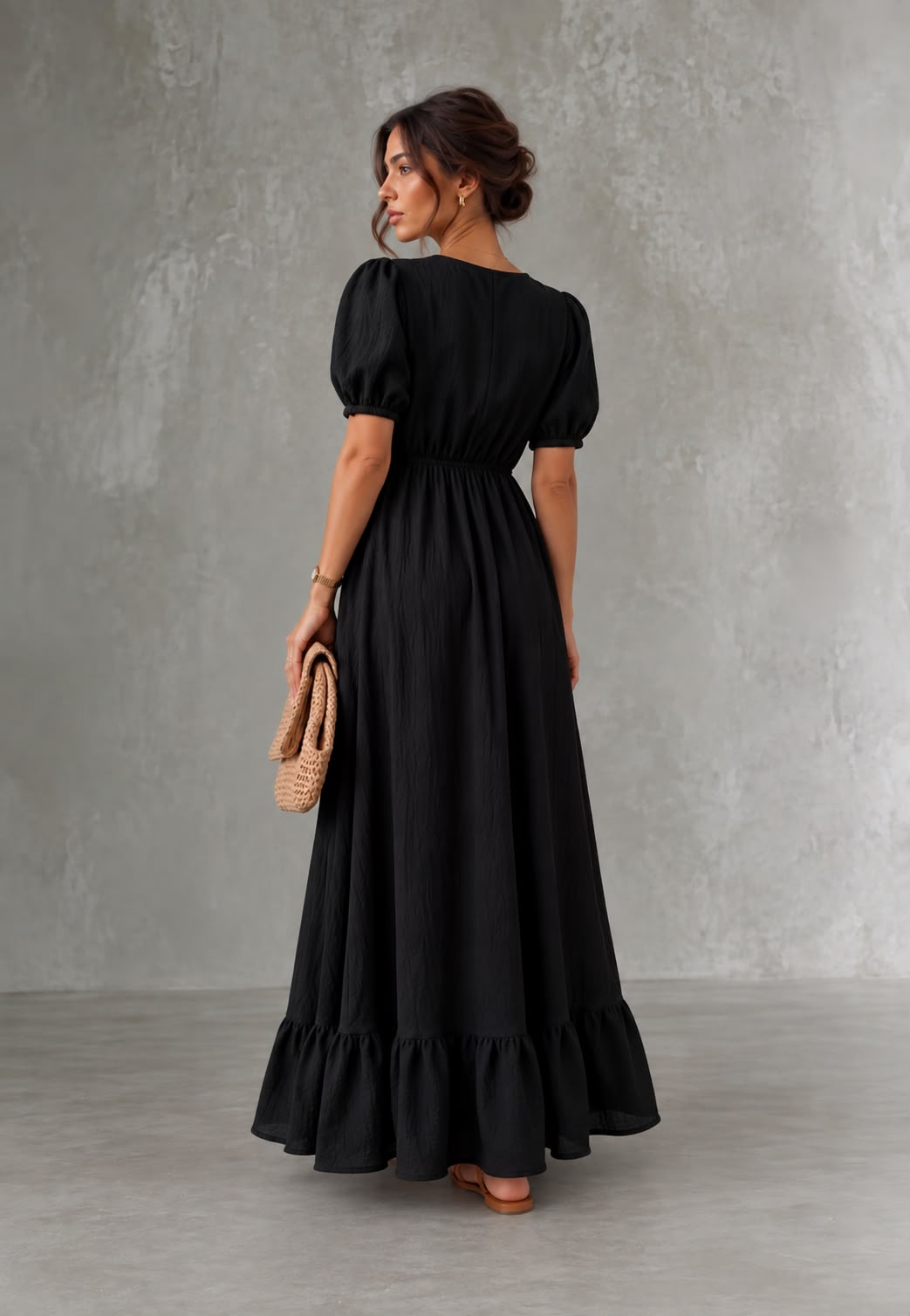 Olivia | Vestido Negro de Muselina con Manga Corta