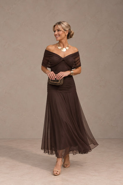 Gisela | Vestido largo de mujer con hombros descubiertos