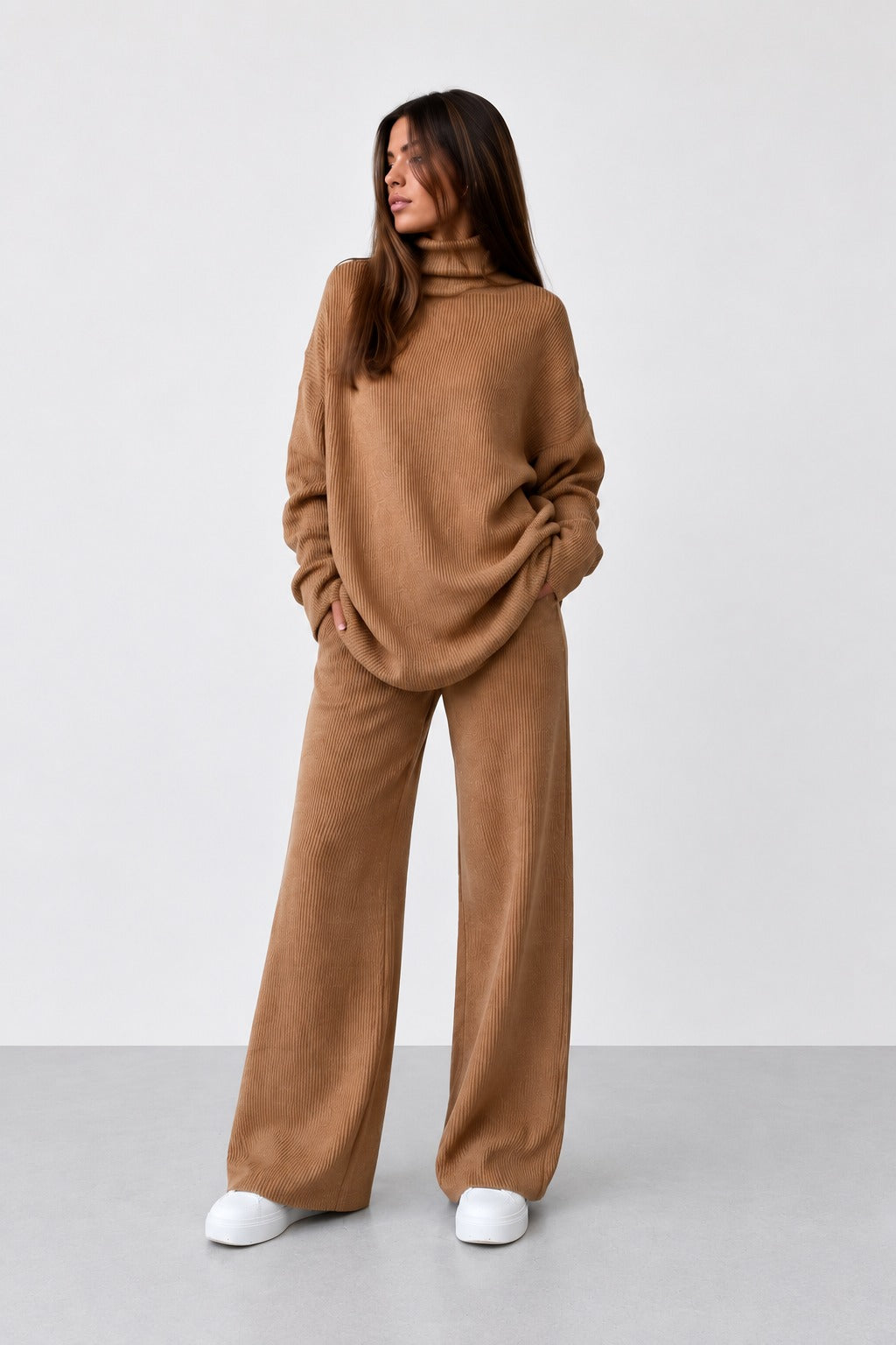 Marta | Conjunto casual de dos piezas de punto con cuello alto suelto